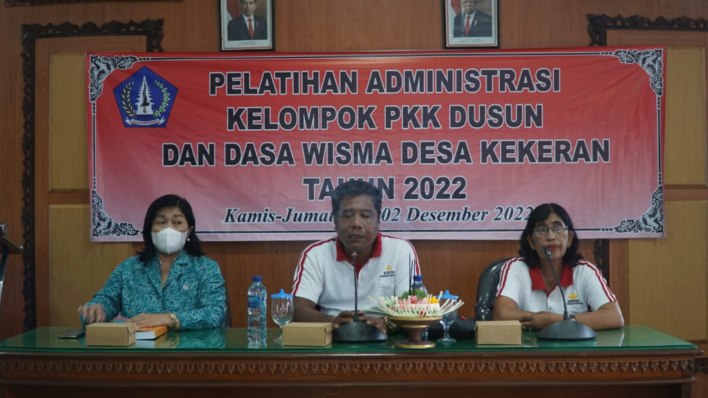 Pelatihan Administrasi Kelompok PKK Dusun Dan Dasa Wisma